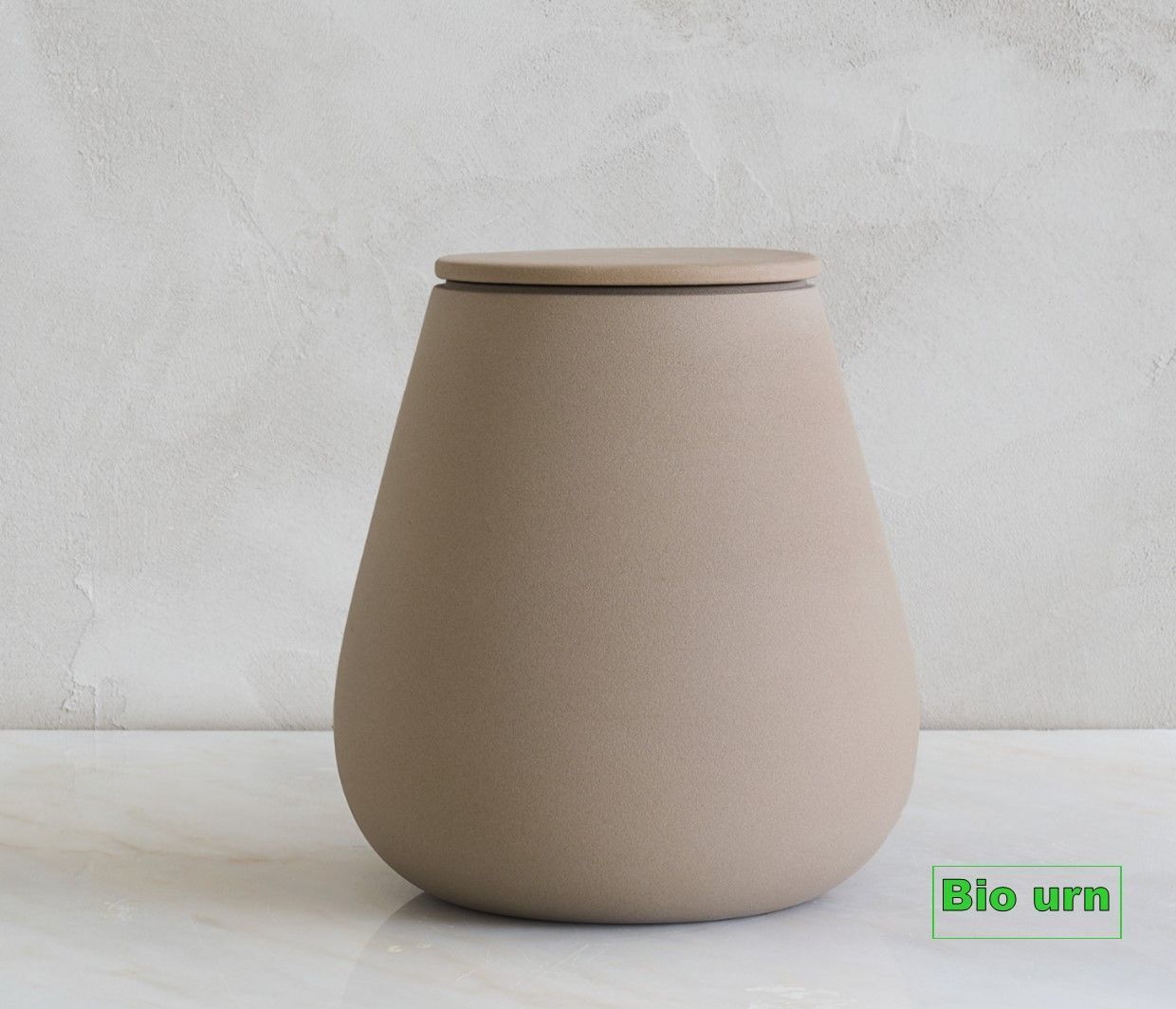 Biologische urn model ATHOS - E-414-L zandkleurig Biologische urn model ATHOS - E-414-L zandkleurig