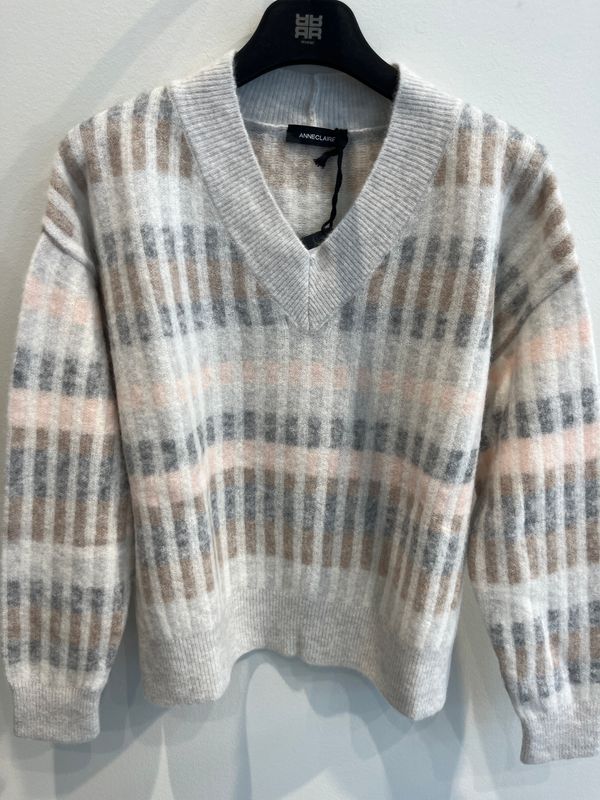 NIEUW PULL ANNECLAIRE