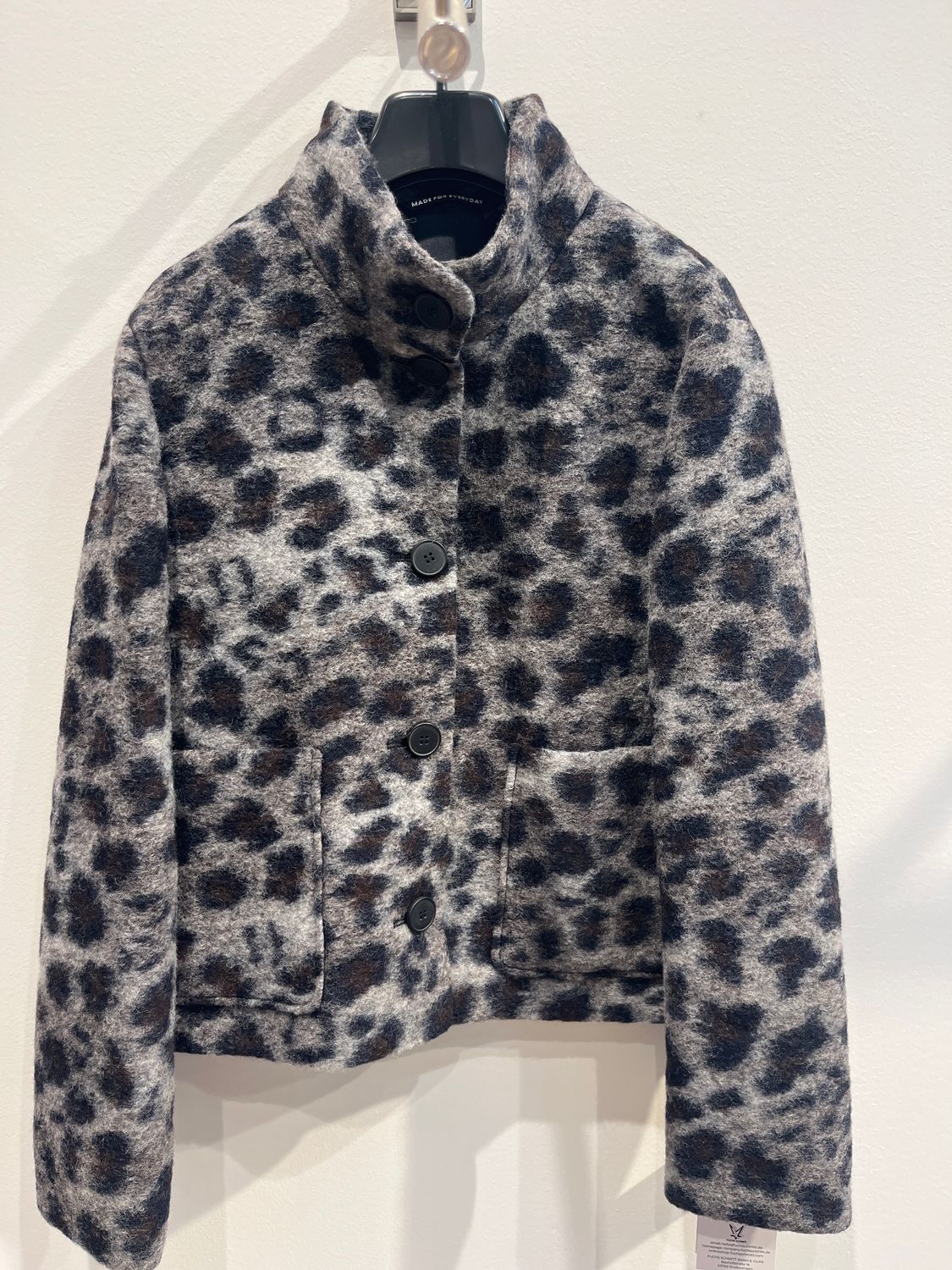 NIEUW VEST FUCHS SCHMITT