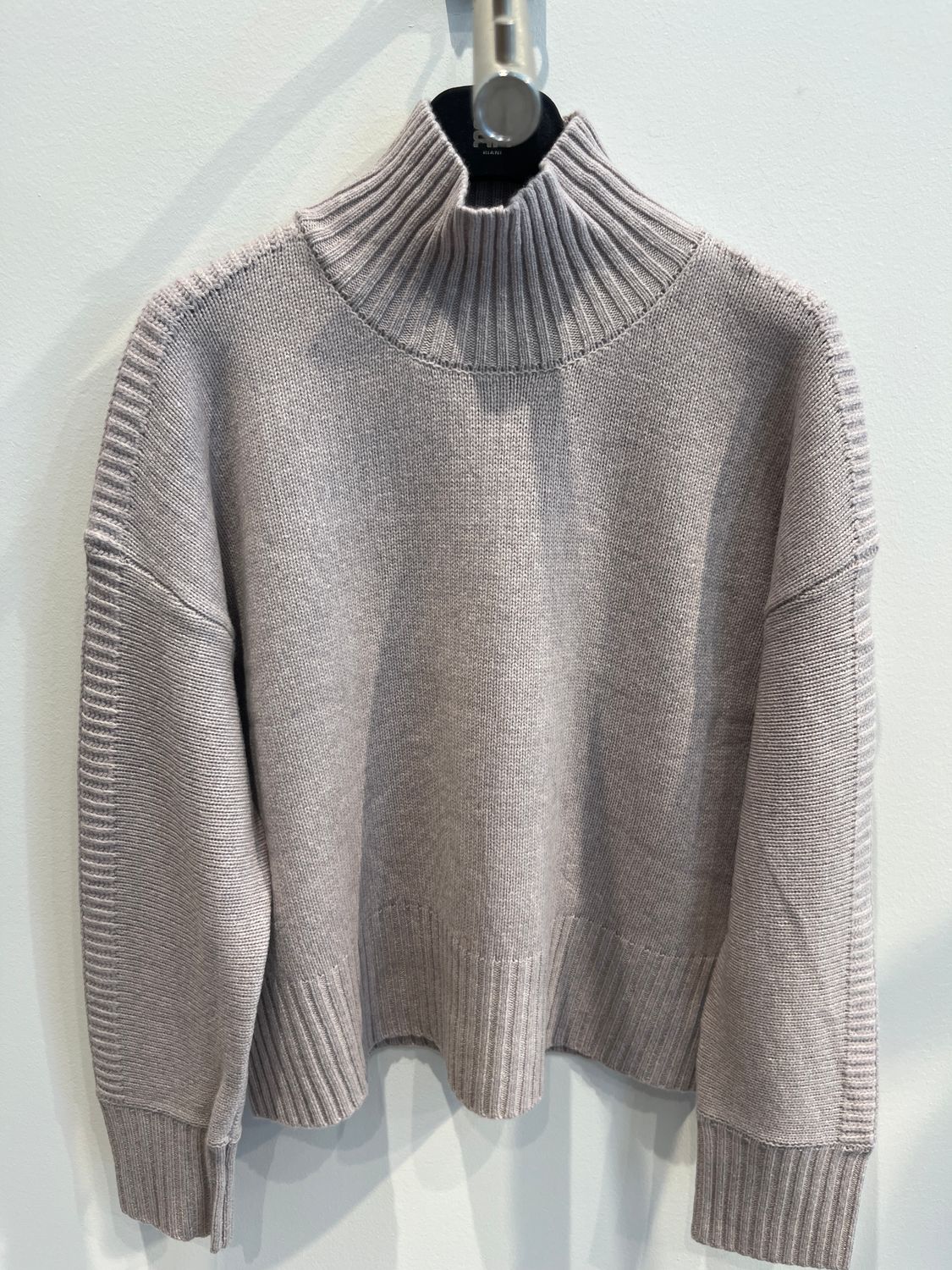 NIEUW PULL CATNOIR