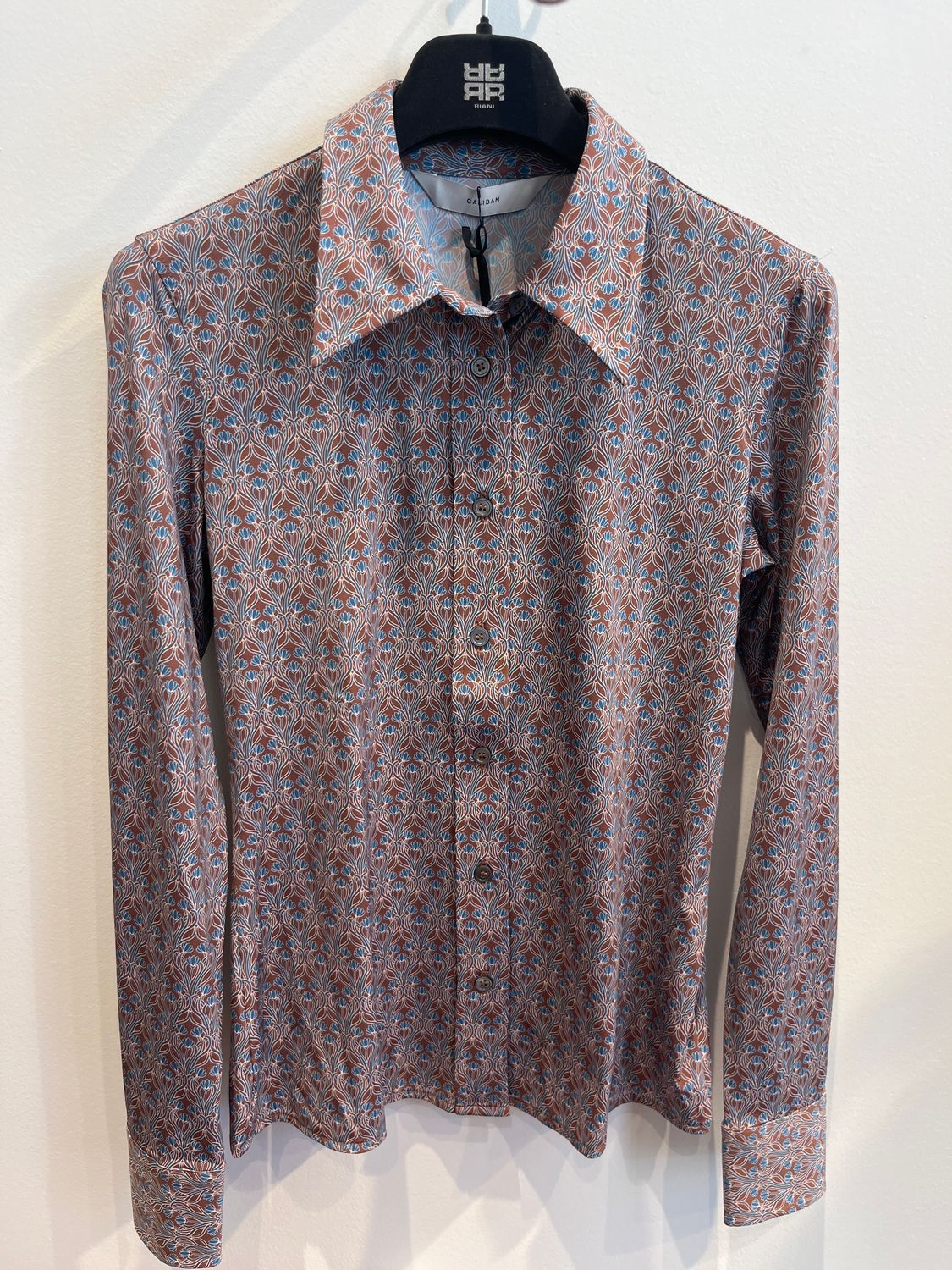 NIEUW BLOUSE CALIBAN