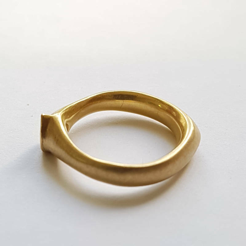Ring in Gold (750) mit Saphir Ring in Gold (750) mit Saphir