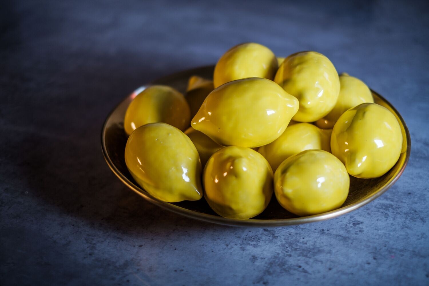 Ceramic lemons