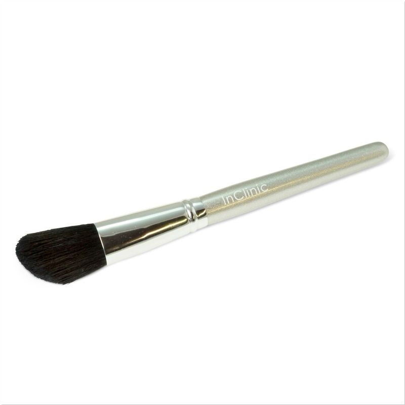 InClinic Angled Blush Brush (silver Brush Collection)