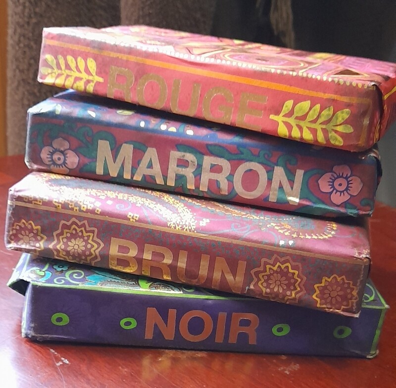LUSH HENNA 335G BRICKS IN ROUGE,NOIR,BRUN or MARRON 