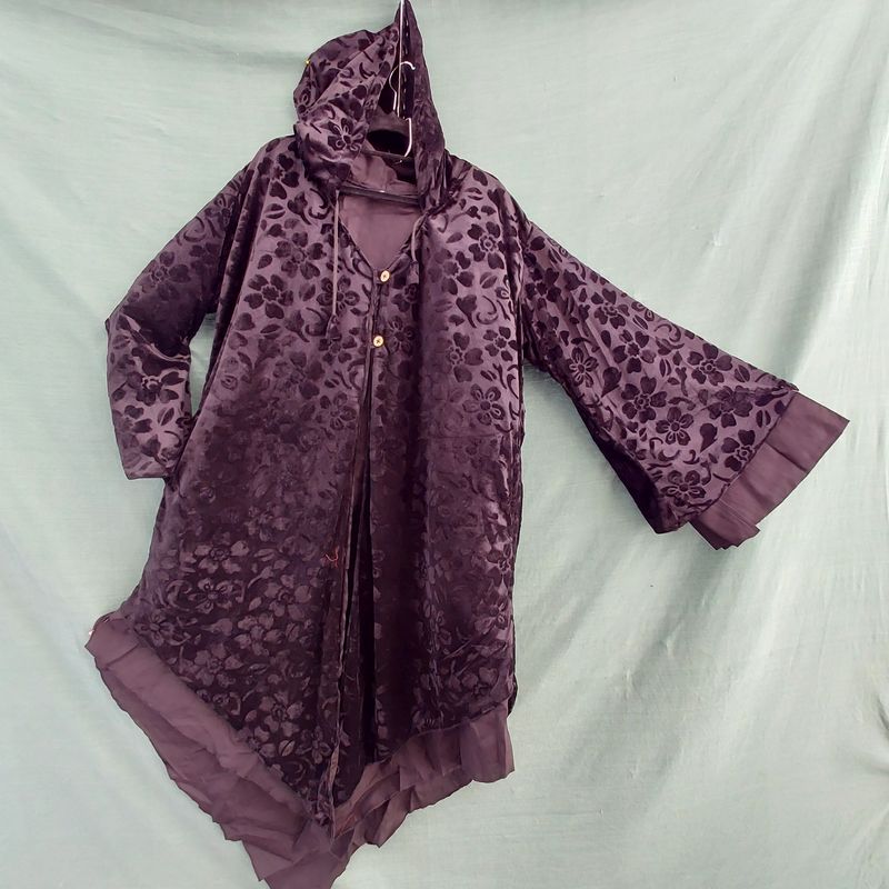 BLACK VELVET HOODED ROBE 50" Bust