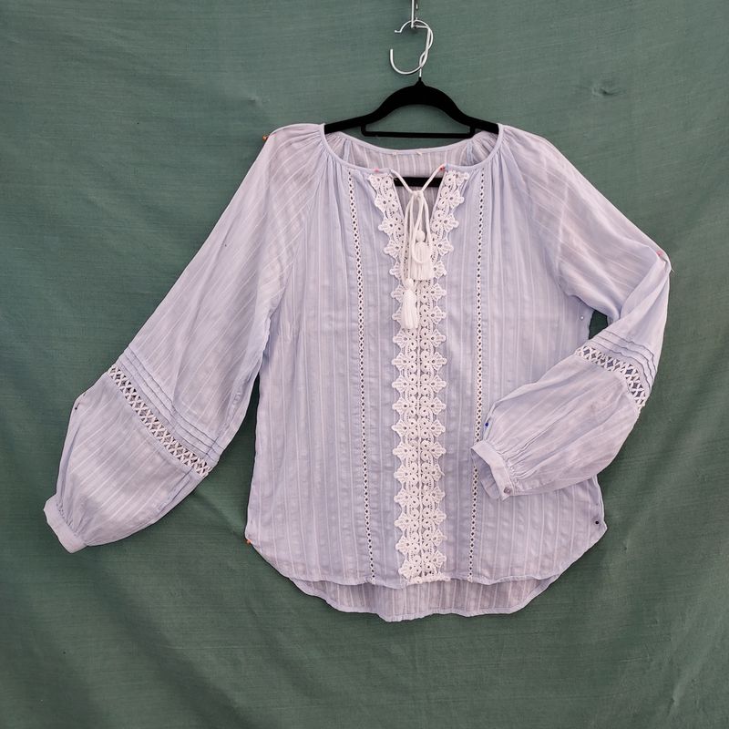 Pale Blue Round Neck Country Style Applique Blouse - 38" Bust
