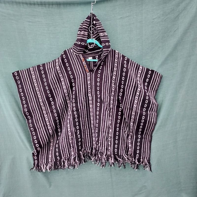 SG - Mexican style poncho with hood  - Black Diamond Stripe