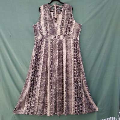 SG  - Grey Snakeskin/Crocodile Skin Seeveless Flowy Long Dress - 50" Bust