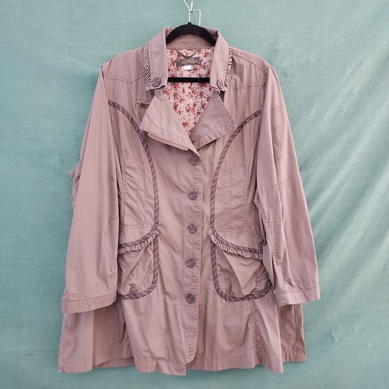 
SG  - Joe Brown's Ribbon Detail Summer Mac/Raincoat 54" Bust