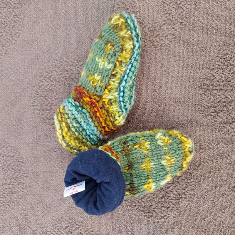 KIDS Knitted & Fleece Lined Slipper Socks 6"