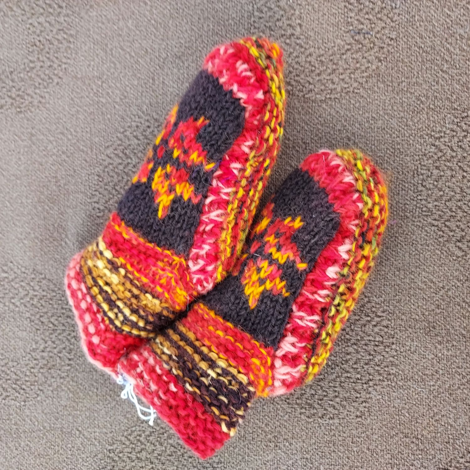 KIDS Knitted & Fleece Lined Slipper Socks 7"