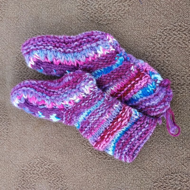 KIDS Knitted & Fleece Lined Slipper Socks 7"