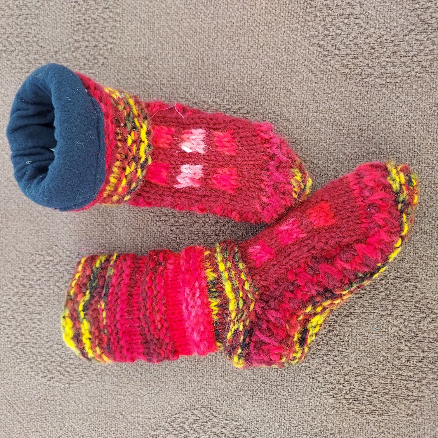 KIDS Knitted & Fleece Lined Slipper Socks 6"