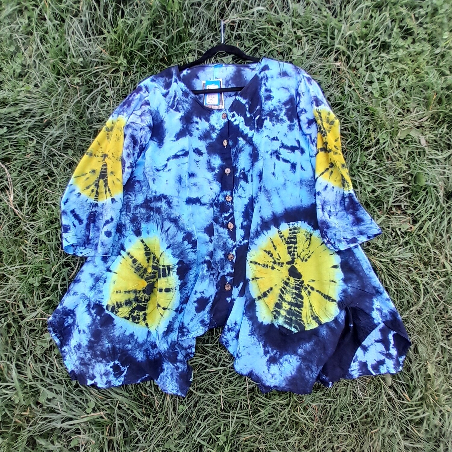 Blue /Yellow Tie Dye Full & Floaty Top with Pockets!! Blue /Yellow Tie Dye Full & Floaty Top with Pockets!!