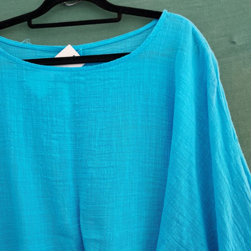 Italian Pale Blue Cotton 3/4 Sleeve Blouse 50 Italian Pale Blue Cotton 3/4 Sleeve Blouse 50" Bust
