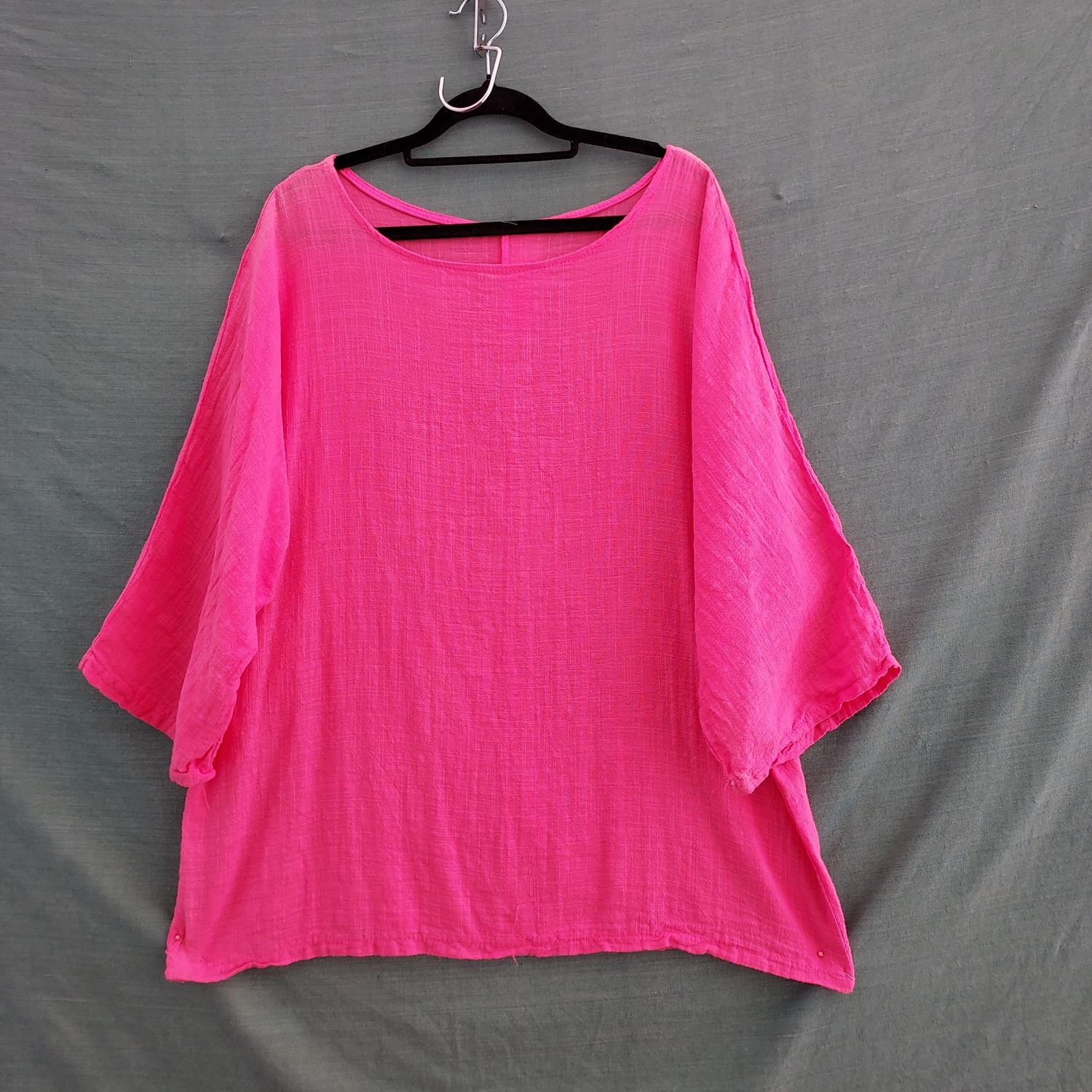 Italian Pink Cotton 3/4 Sleeve Blouse 50 Italian Pink Cotton 3/4 Sleeve Blouse 50" Bust