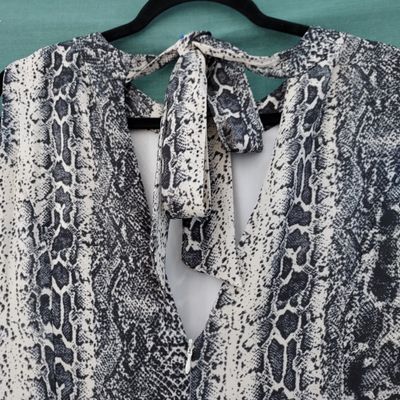 Grey Snakeskin/Crocodile Skin Seeveless Flowy Long Dress - 50 Grey Snakeskin/Crocodile Skin Seeveless Flowy Long Dress - 50" Bust