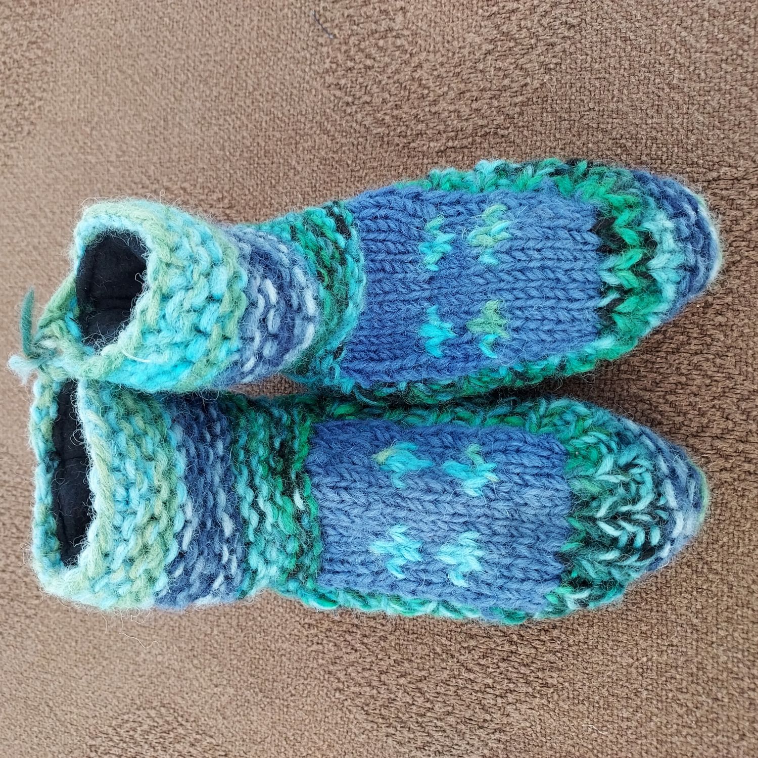 KIDS Knitted & Fleece Lined Slipper Socks 6 KIDS Knitted & Fleece Lined Slipper Socks 6"