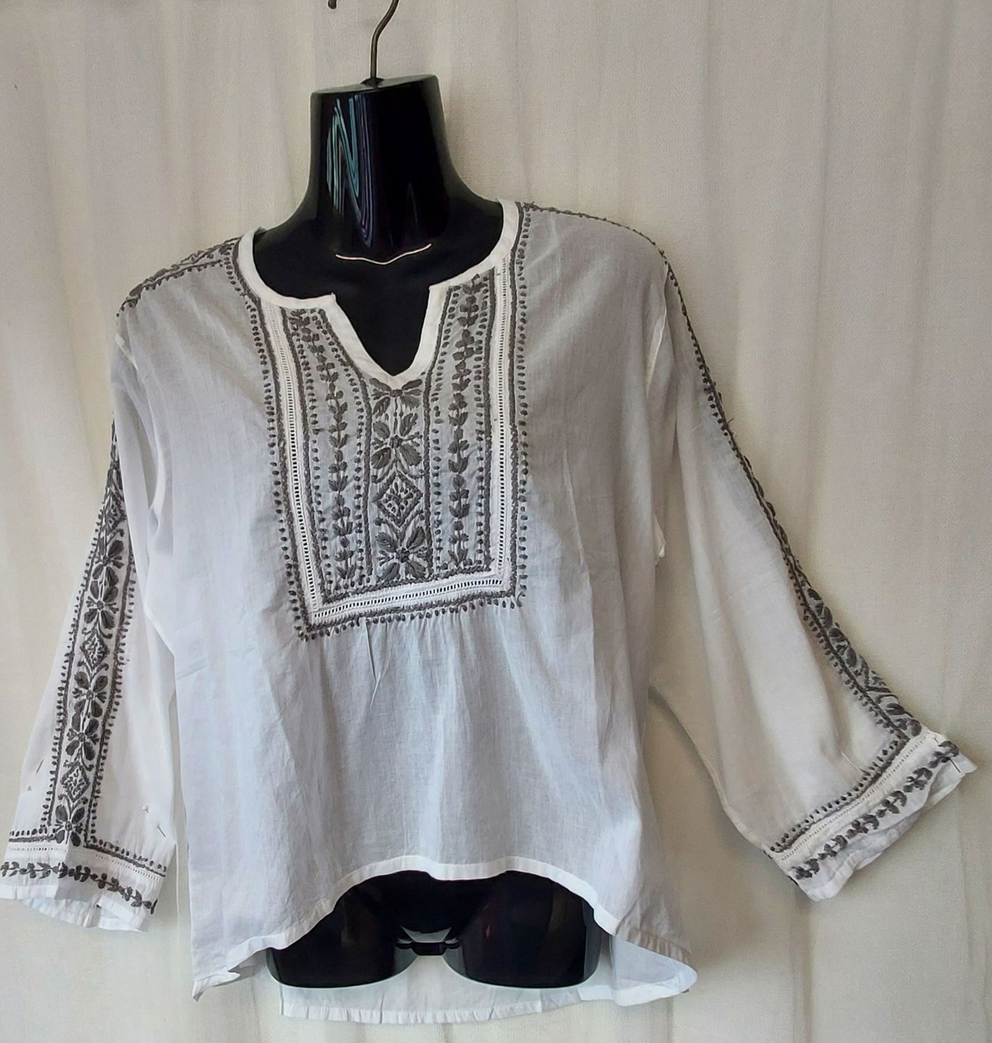 Lightweight Cotton Tunic Top with Grey Embroidered Detail 42 Lightweight Cotton Tunic Top with Grey Embroidered Detail 42" Bust