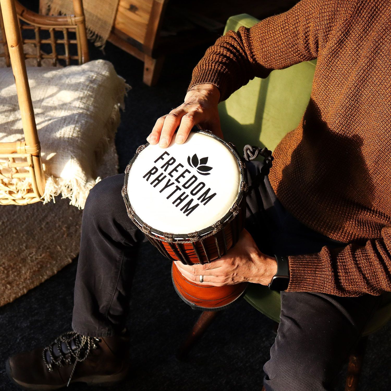 Medium Pro Djembe Drum -Freedom Rhythm (high) - 40cm (18cm Diia) Medium Pro Djembe Drum -Freedom Rhythm (high) - 40cm (18cm Diia)