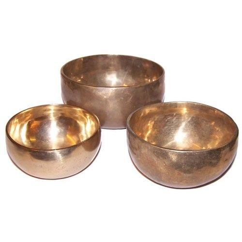 Set of 3 Handmade Brass Singing Bowls Set of 3 Handmade Brass Singing Bowls