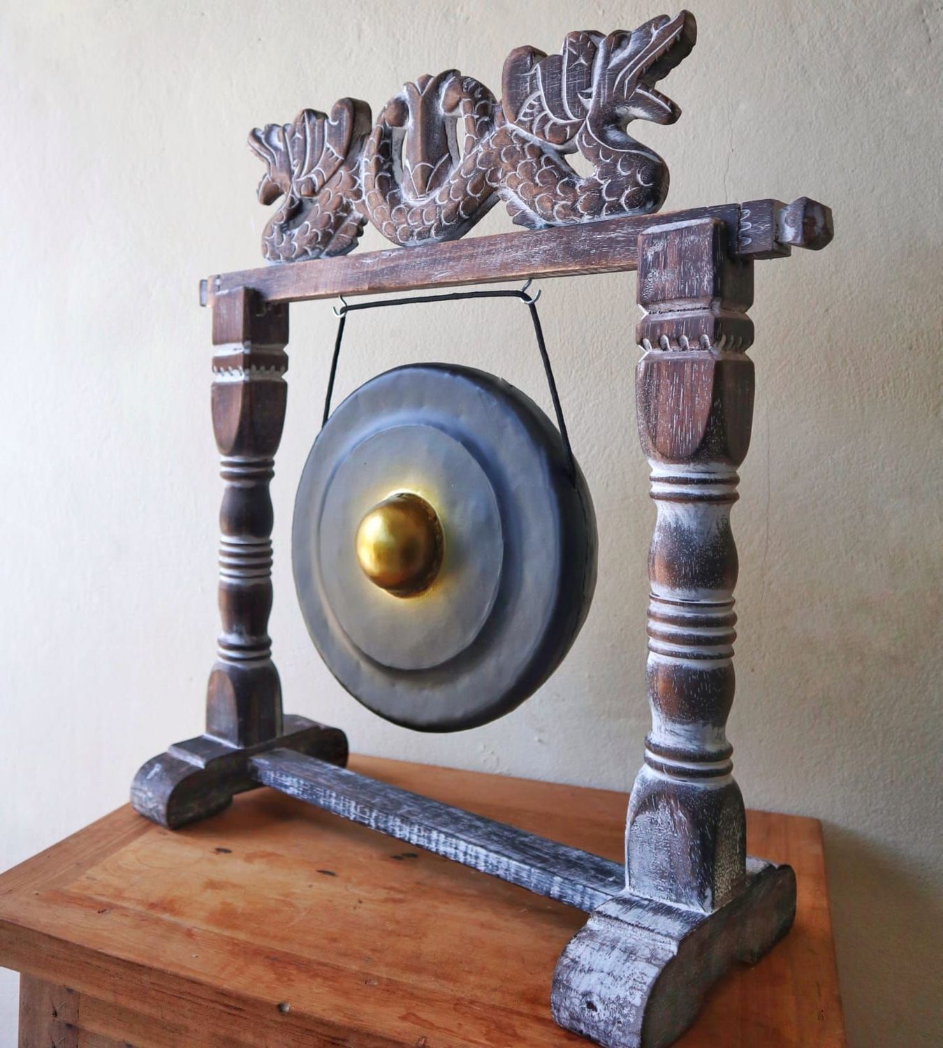 Small Healing Gong in Stand - 25cm - Black Small Healing Gong in Stand - 25cm - Black