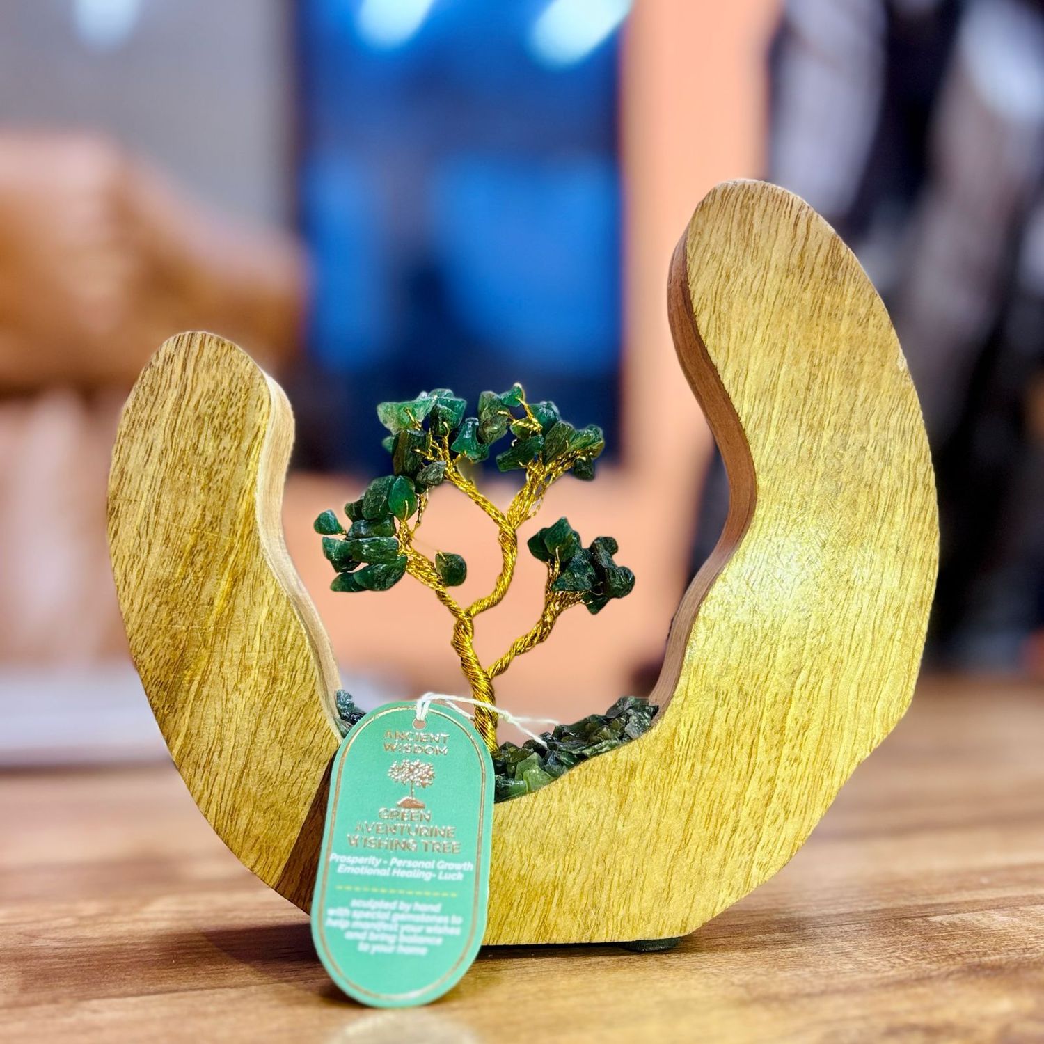 Gemstone Tree Garden - Mango Wood Open Ring - Green Aventurine - 60 chipstones Gemstone Tree Garden - Mango Wood Open Ring - Green Aventurine - 60 chipstones