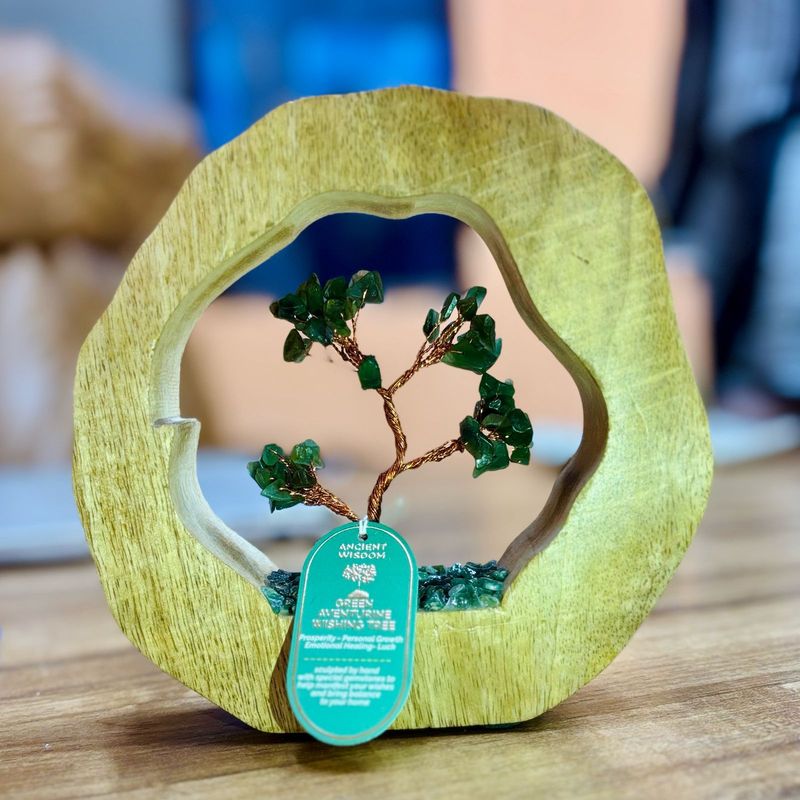Gemstone Tree Garden - Mango Wood Ring - Green Aventurine - 60 chipstones Gemstone Tree Garden - Mango Wood Ring - Green Aventurine - 60 chipstones