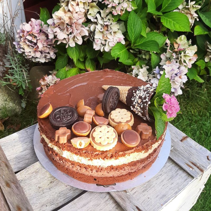 Schoko-Karamellcreme-Torte