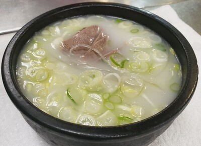 Ox Bone Soup (설렁탕)