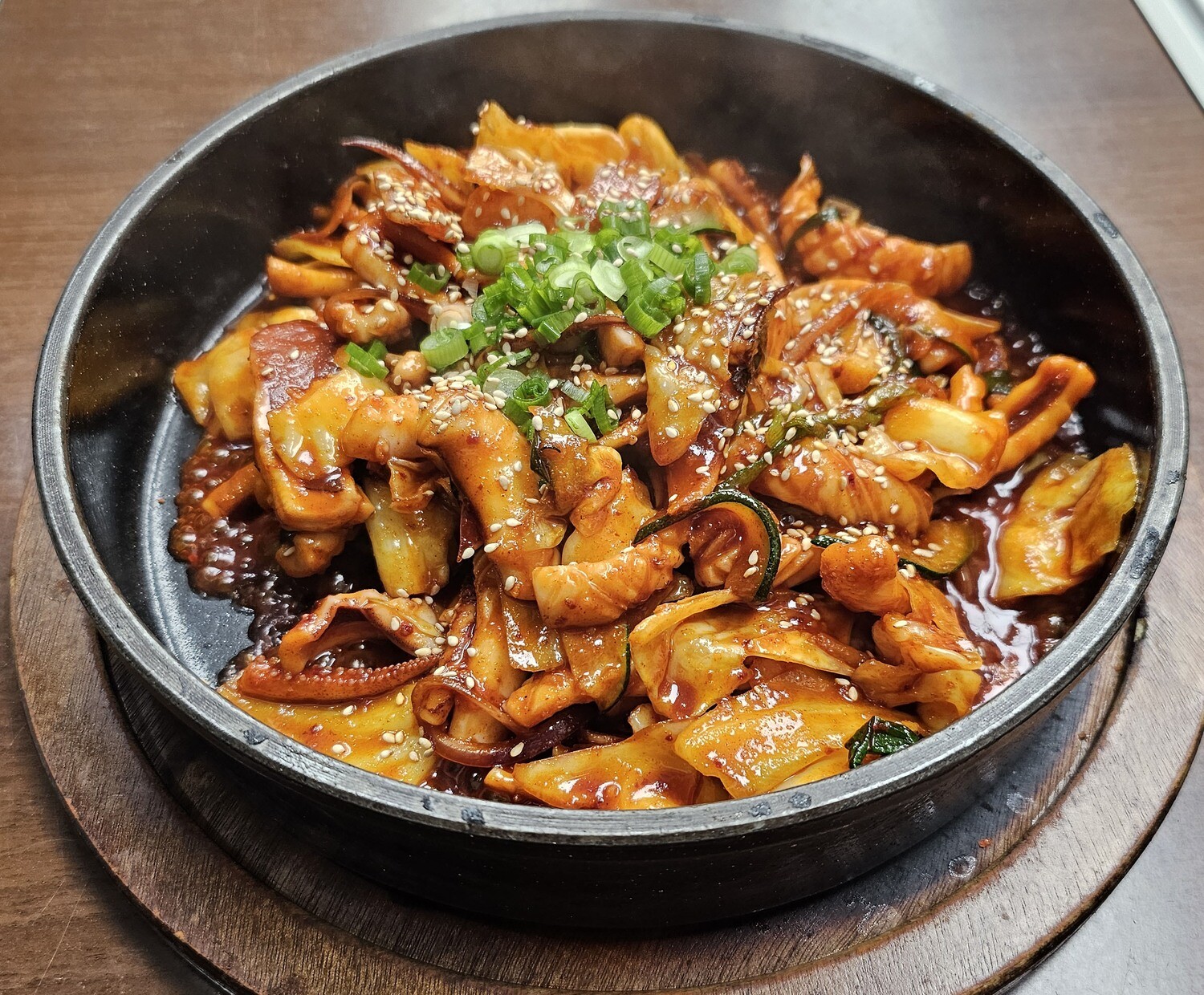 Stir-fried Squid (Large) (오징어볶음 (대))