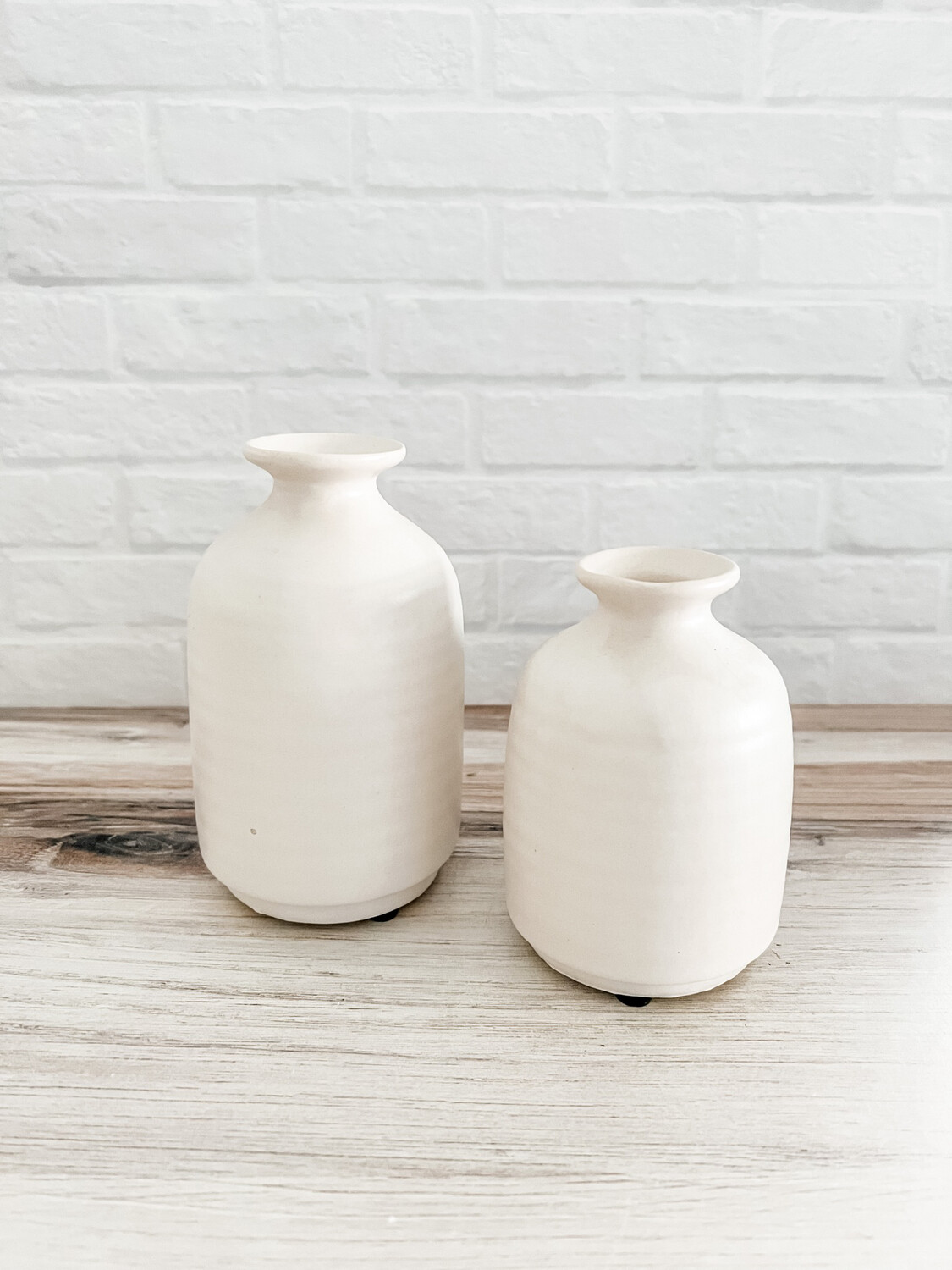 Matte White Vase S`