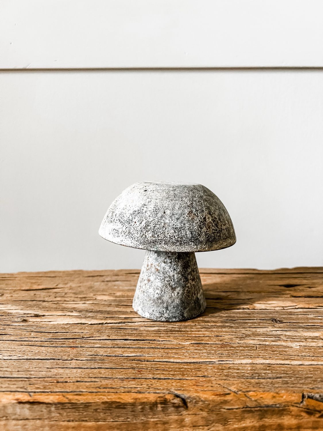 Antique Iron Mushroom S