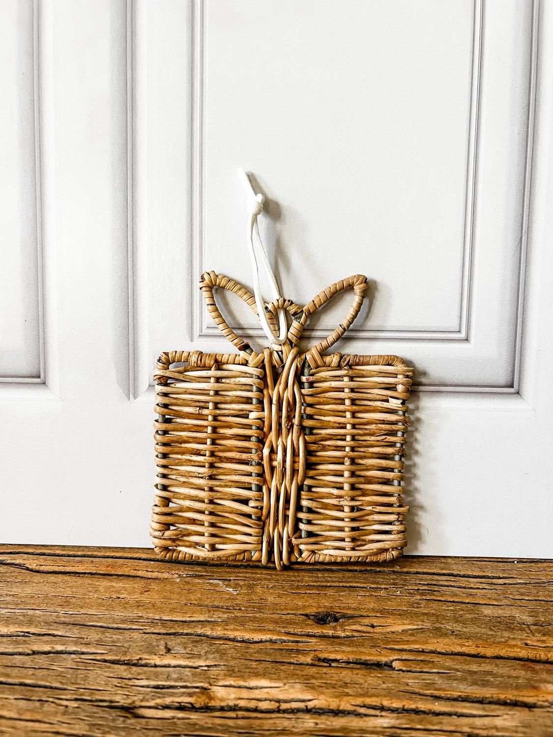 Wicker Present Ornament