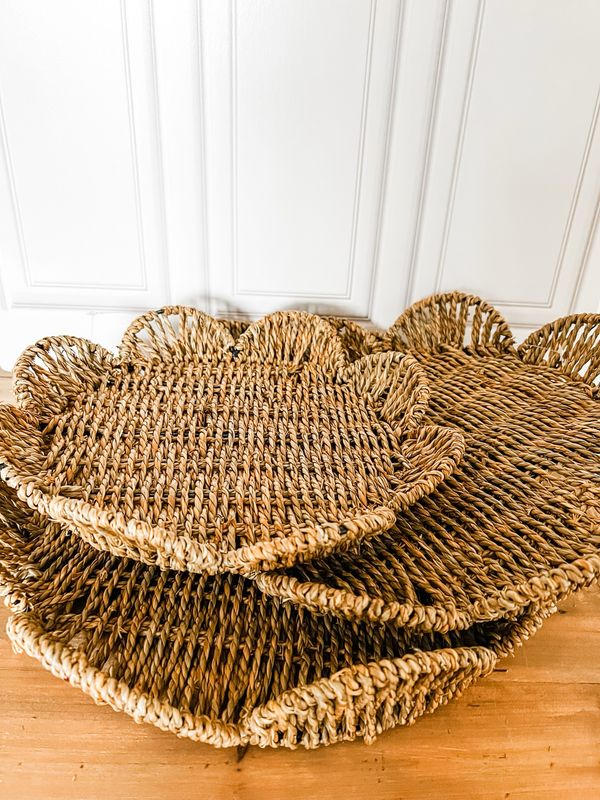 Scalloped Basket Tray