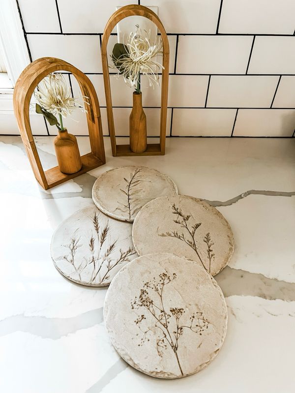 Nature&#39;s Expression Trivet