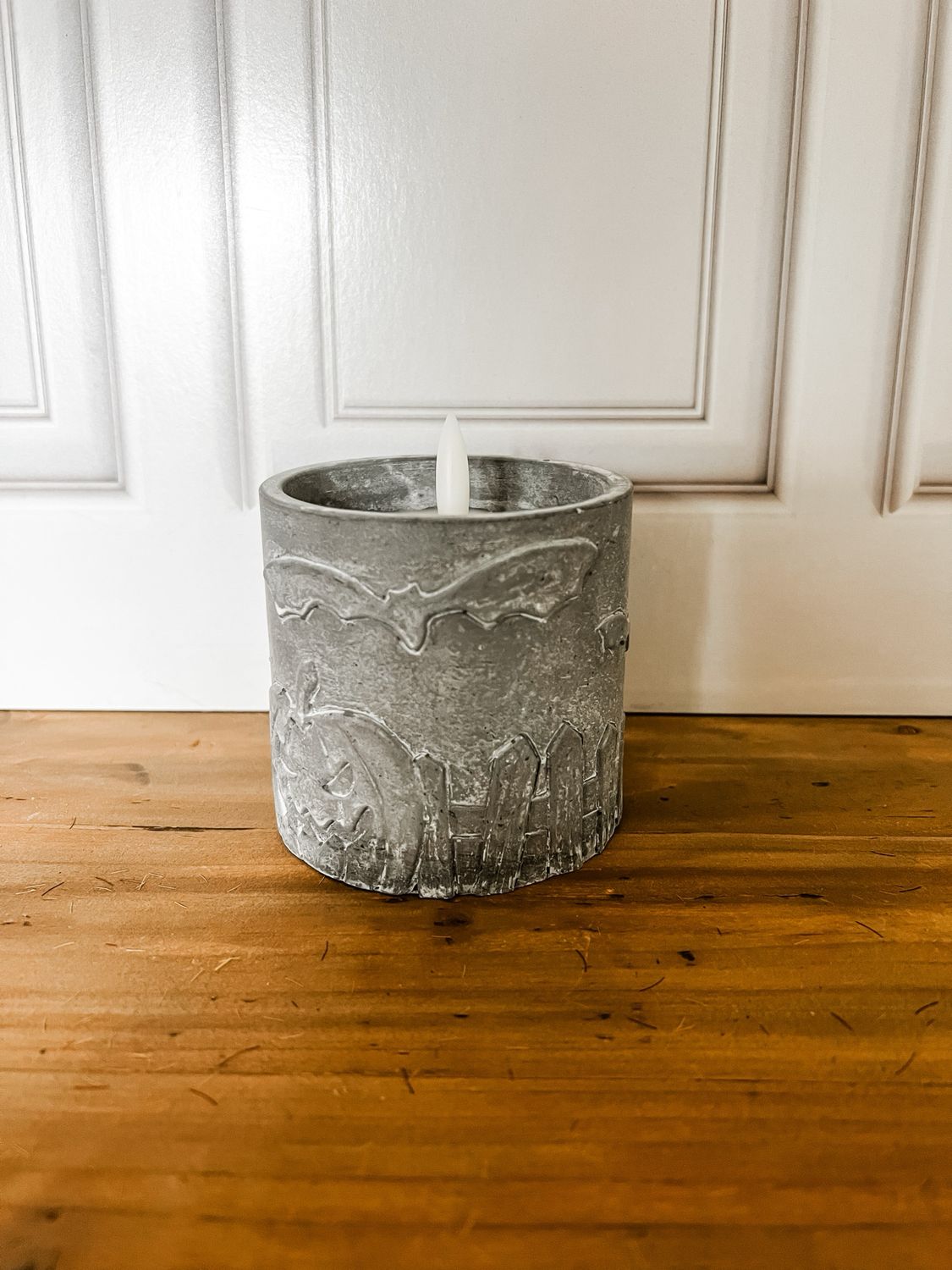 Bat &amp; Pumpkin Flameless Candle