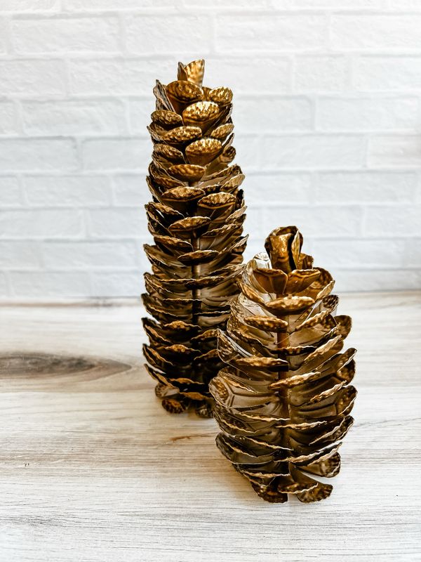 Gold Pinecone Gold Pinecone