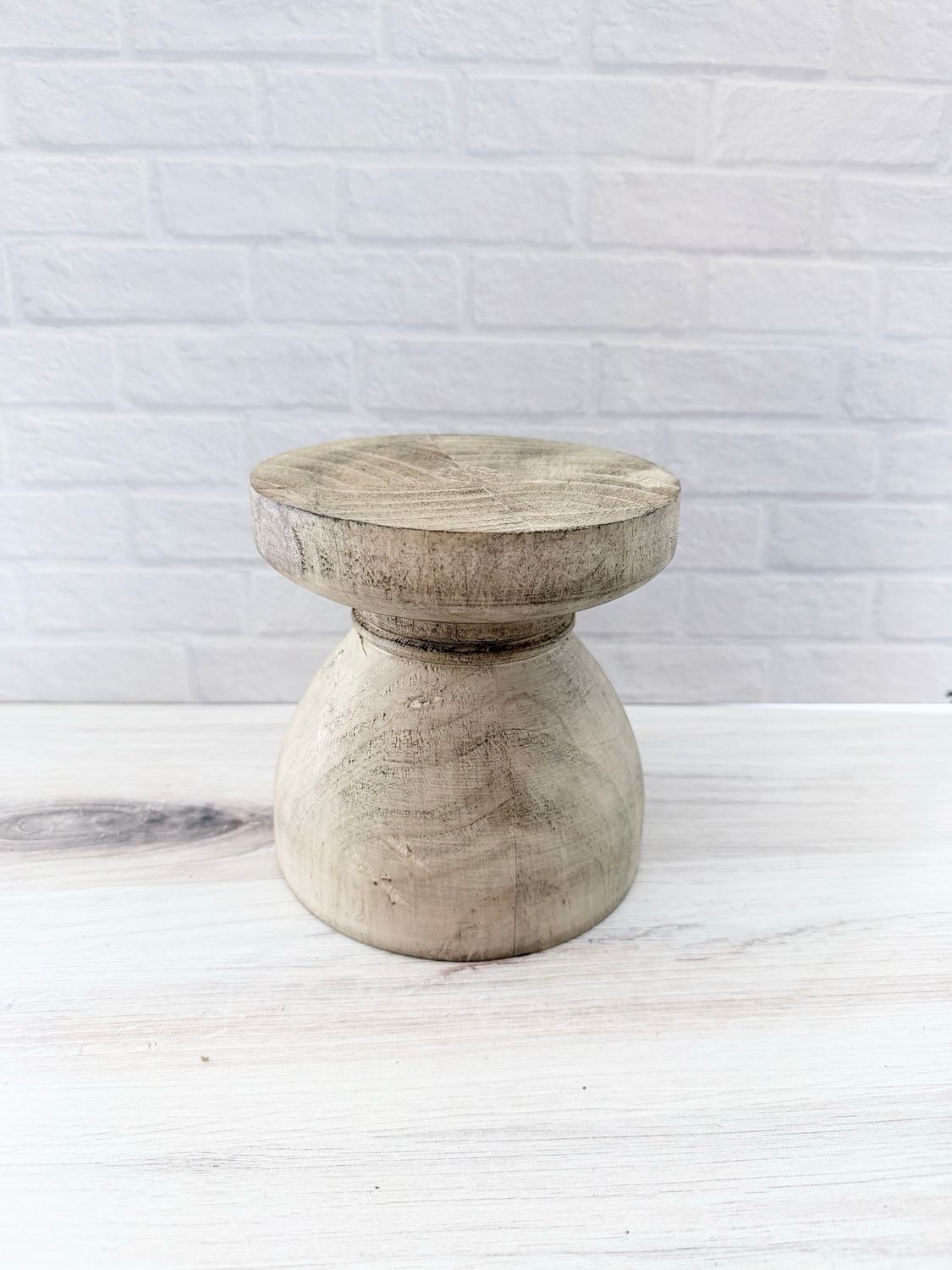 Highbrow Pedestal L Highbrow Pedestal L