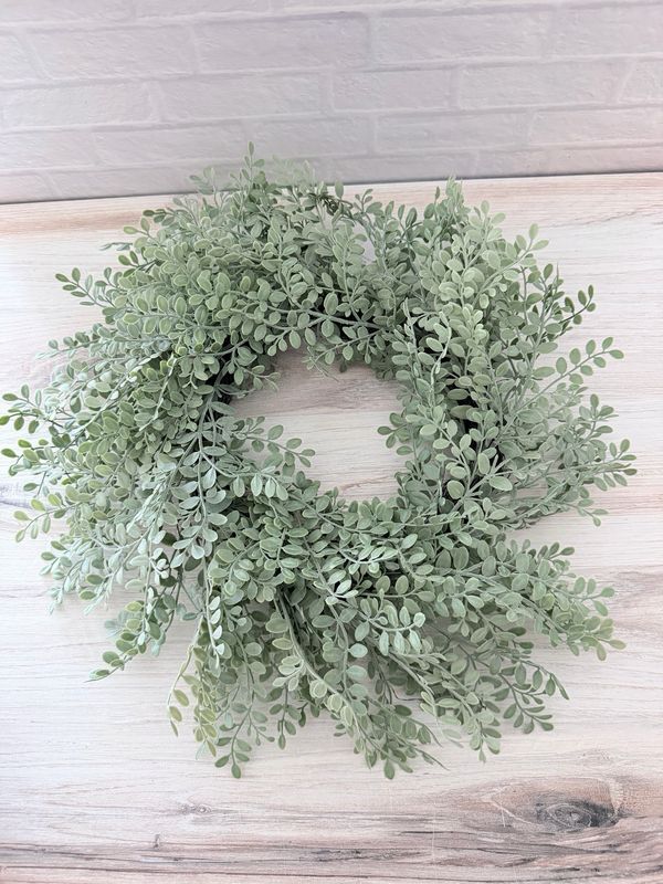 Tatler Leaves Candle Ring