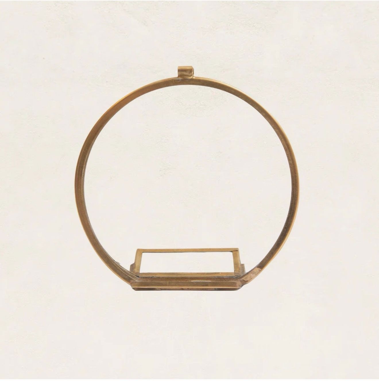 6" Round Brass Standing Frame