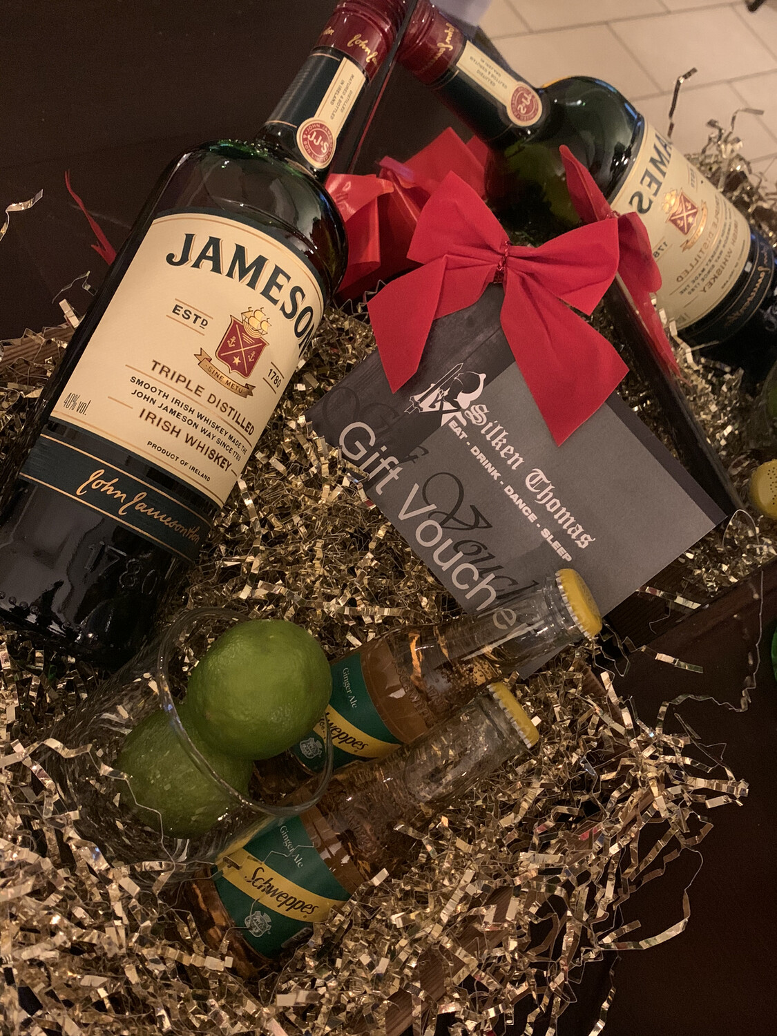 Jameson Hamper with Silken Thomas Voucher Jameson Hamper with Silken Thomas Voucher