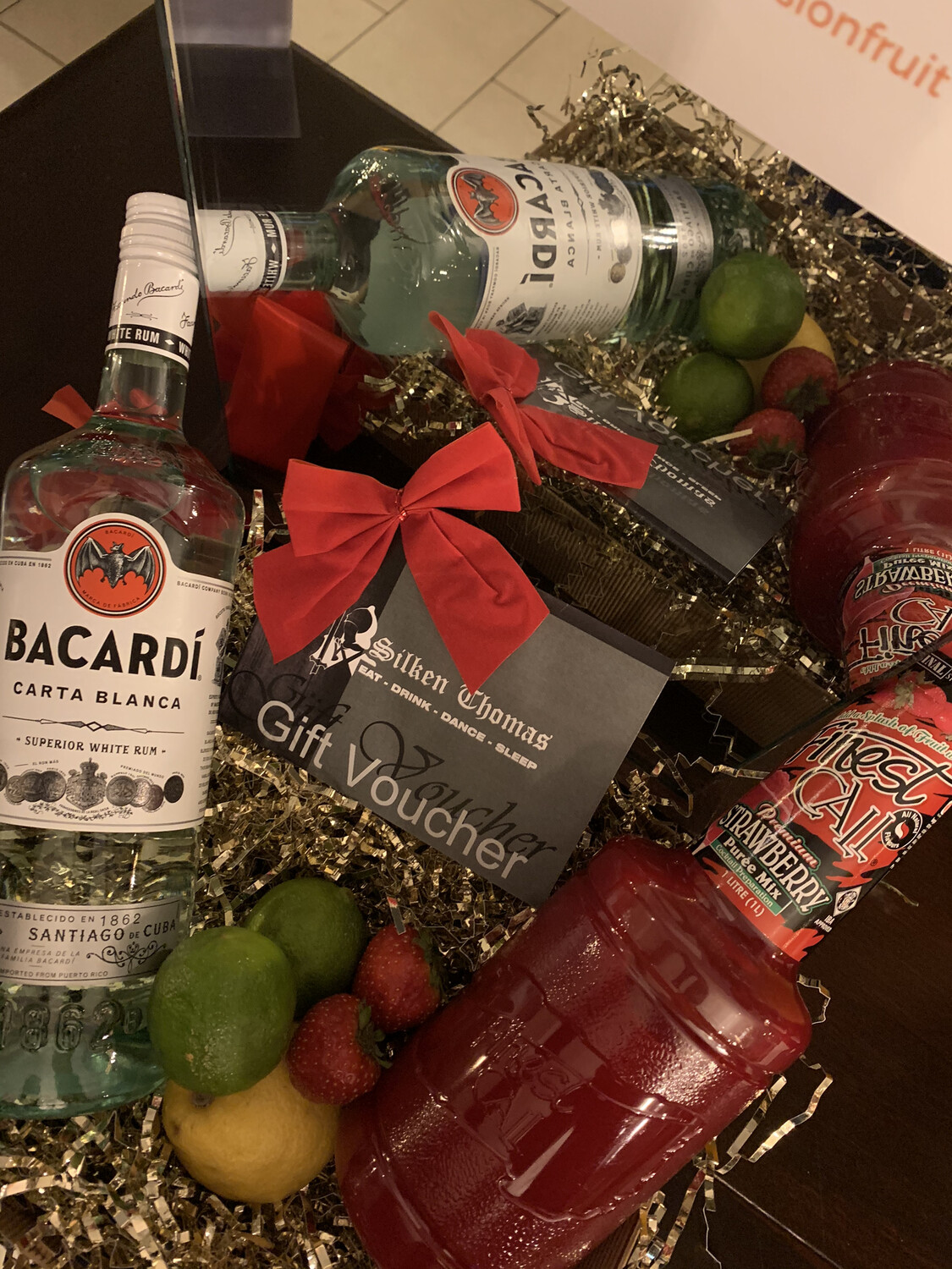 Strawberry Daiquiri Hamper with Silken Thomas Voucher Strawberry Daiquiri Hamper with Silken Thomas Voucher
