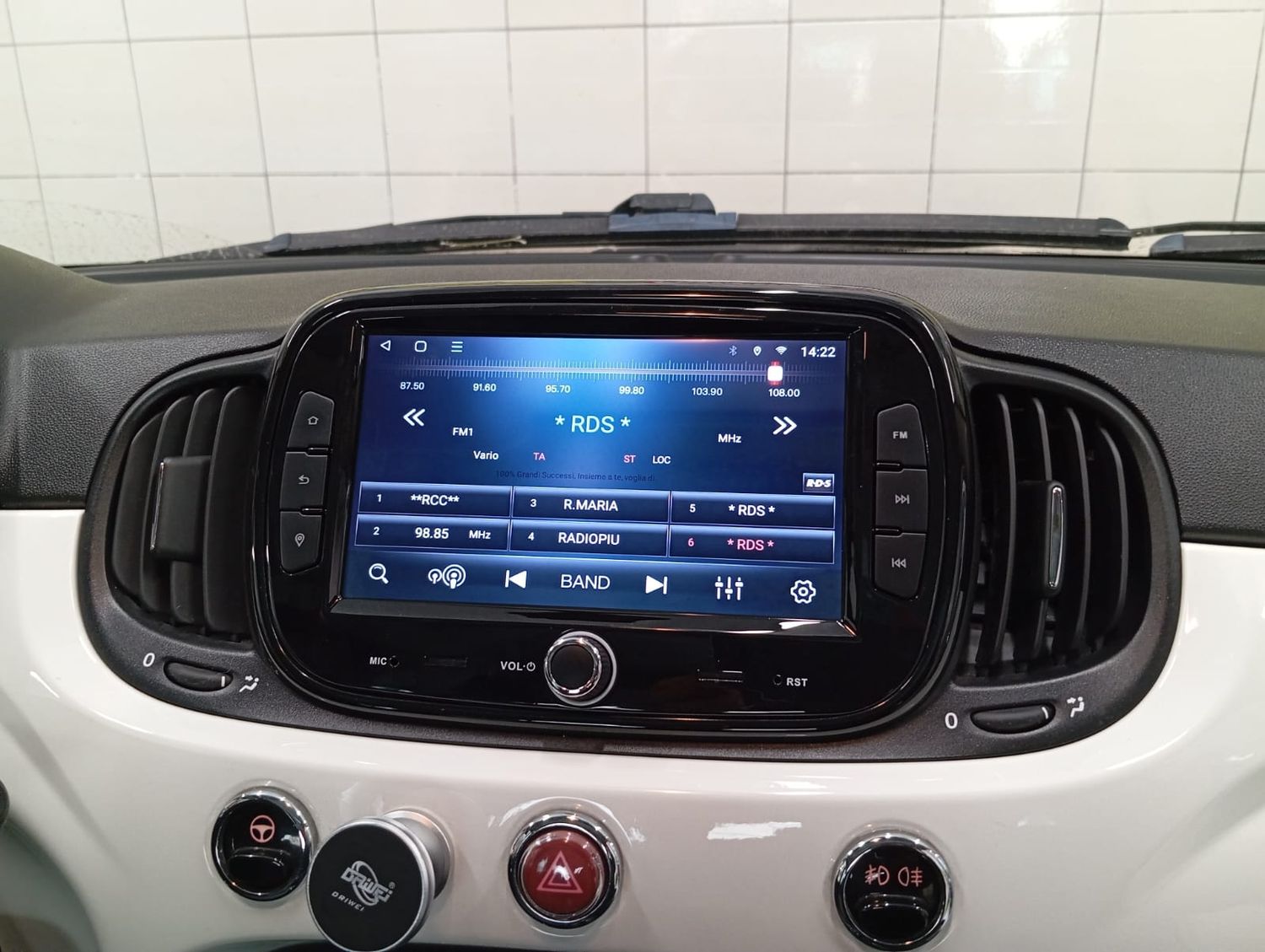 CARTABLET FIAT 500 - SCHERMO QLED HD -  8CORE - 4GB RAM 64GB ROM - DSP INTEGRATO ANDROID 14