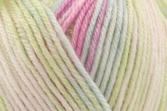 King Cole Cutie Pie DK Rhubarb Pie Shade 5385