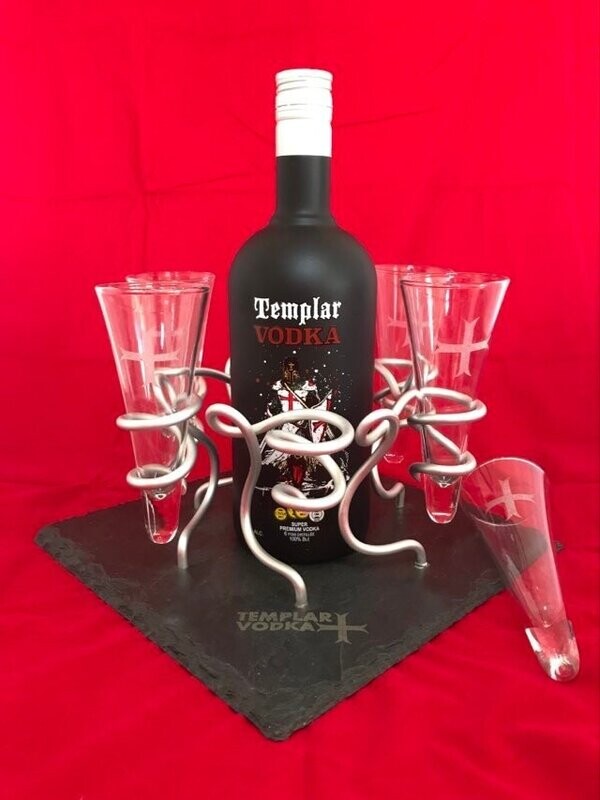 Plateau 6 Verres by Bruno Pellé + 1 Bouteille Templar® "BLACK"