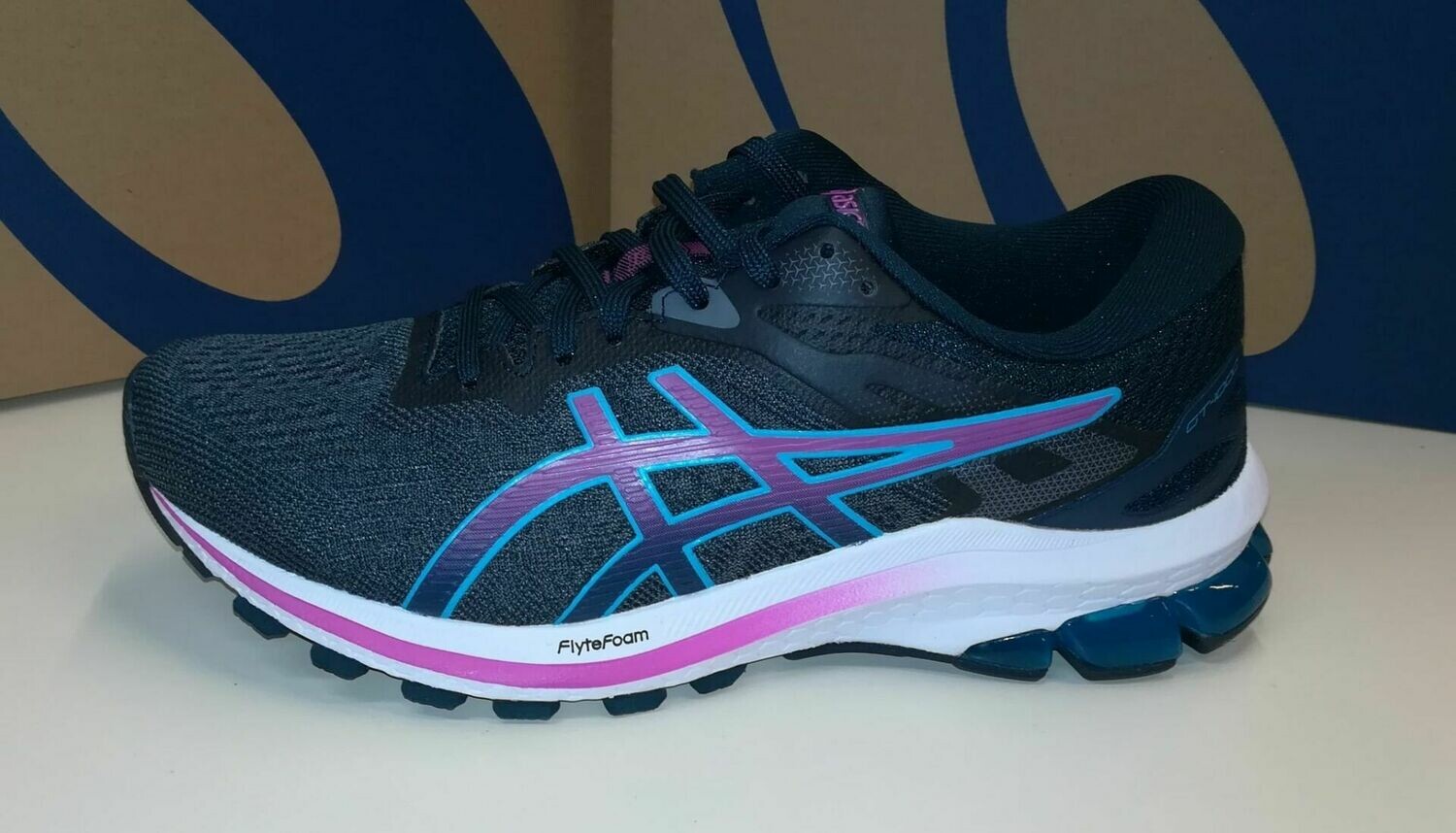 Chaussures Asics femme