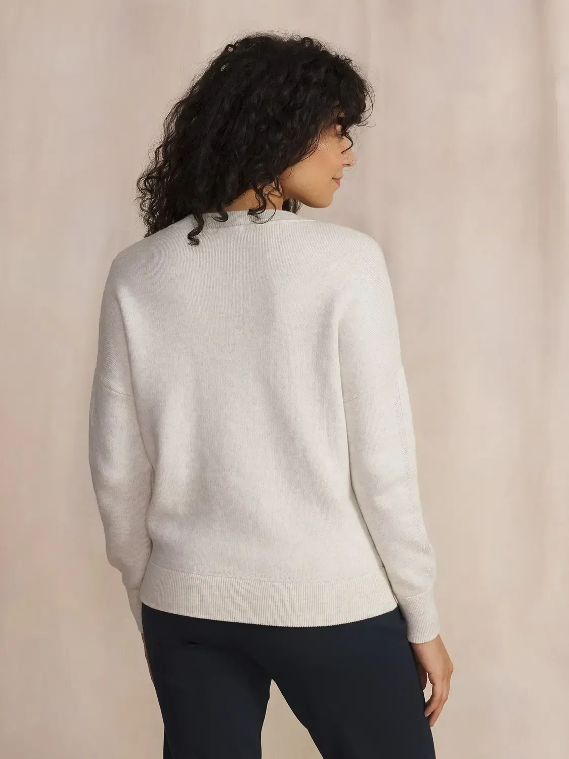 Pull col V femme