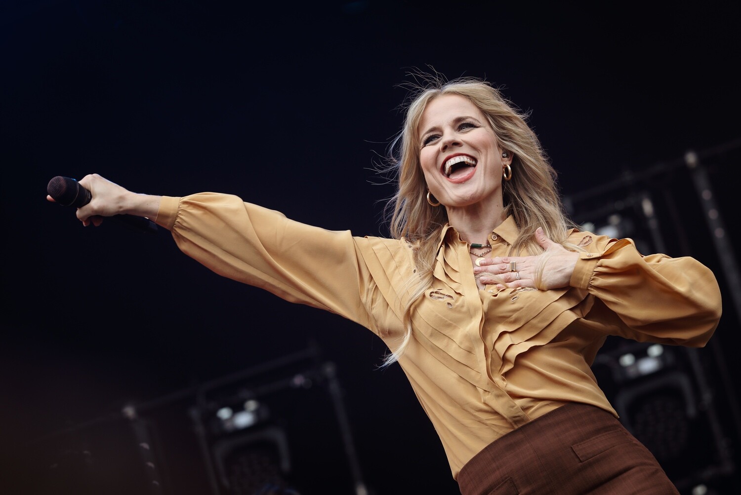 Ilse DeLange